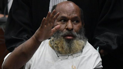 Lukas Enembe Saat Jalani Sidang Penyelidikan Menggunakan Kursi Roda